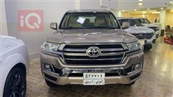 تۆیۆتا لاند کروزەر